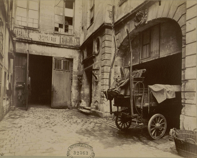 1902-ancient-building-church-choristers-of-st-eustache Old Paris Photos